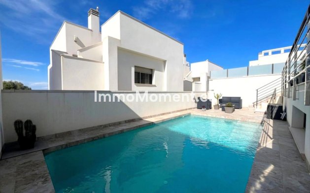 Bestaande woning - Vrijstaande villa - Orihuela - Orihuela Costa
