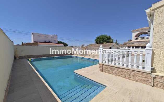 Reventa - Villa independiente - Orihuela - Orihuela Costa