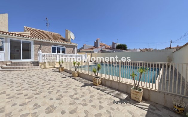 Reventa - Villa independiente - Orihuela - Orihuela Costa