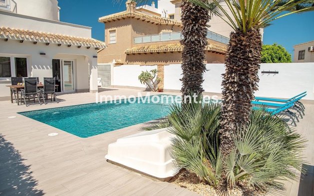 Resale - Detached villa - Orihuela - Playa Flamenca
