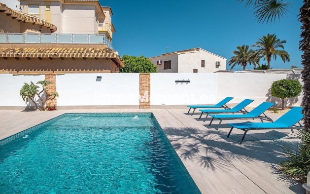 Resale - Detached villa - Orihuela - Playa Flamenca