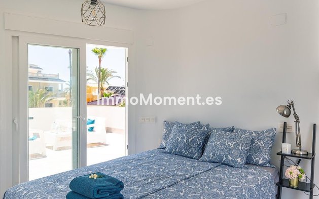 Resale - Detached villa - Orihuela - Playa Flamenca