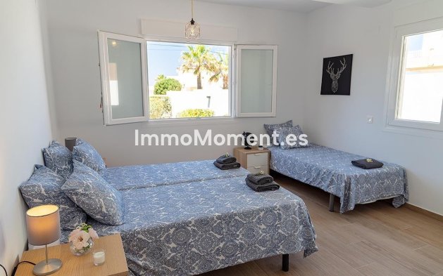 Resale - Detached villa - Orihuela - Playa Flamenca