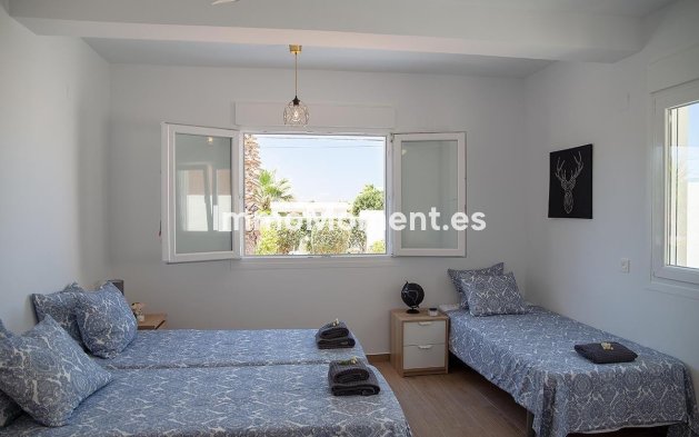 Resale - Detached villa - Orihuela - Playa Flamenca