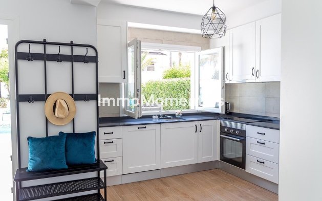 Resale - Detached villa - Orihuela - Playa Flamenca