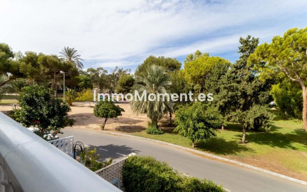 Resale - Detached villa - Orihuela - Cabo roig - La Zenia