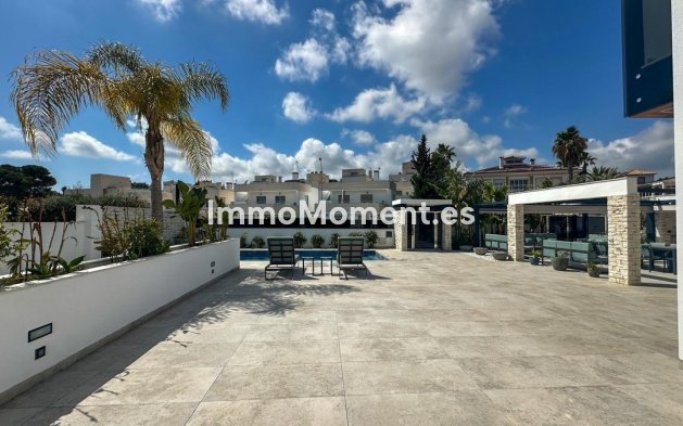 Resale - Detached villa - Orihuela - Orihuela Costa