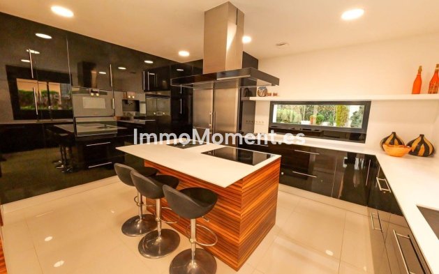 Resale - Detached villa - Torrevieja - La Veleta