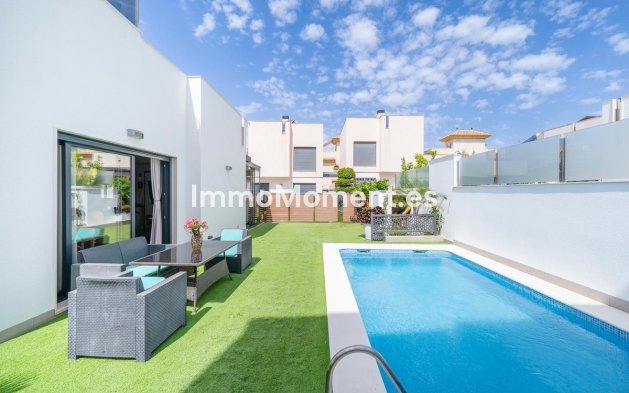 Revente - Villa individuelle - Torrevieja - Aguas Nuevas