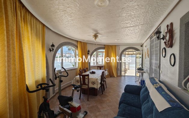 Bestaande woning - Vrijstaande villa - Torrevieja - La Siesta