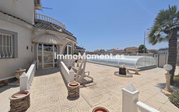 Bestaande woning - Vrijstaande villa - Torrevieja - La Siesta