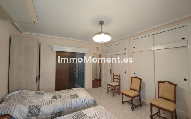 Bestaande woning - Vrijstaande villa - Torrevieja - La Siesta