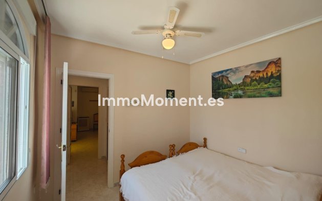 Bestaande woning - Vrijstaande villa - Torrevieja - La Siesta