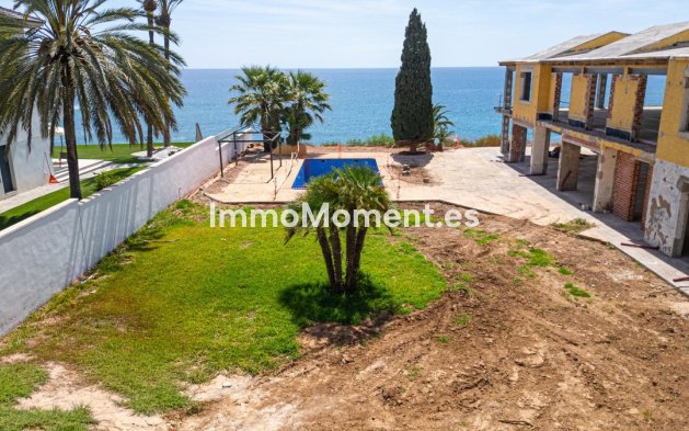 Resale - Detached villa - Orihuela - Cabo roig - La Zenia