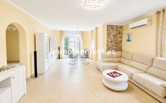 Bestaande woning - Vrijstaande villa - Orihuela - Mil Palmeras