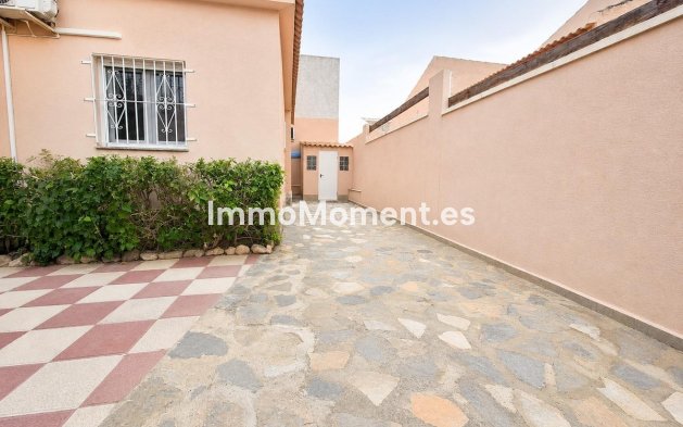 Bestaande woning - Vrijstaande villa - Orihuela - Mil Palmeras