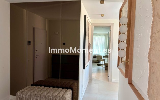 Revente - Appartement - Estepona  - Estepona Centro