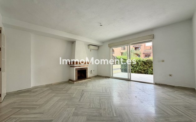 Revente - Maison mitoyenne - Estepona  - Estepona Centro