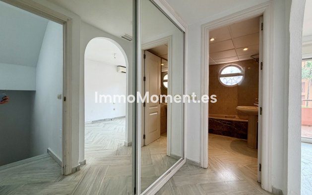 Revente - Maison mitoyenne - Estepona  - Estepona Centro