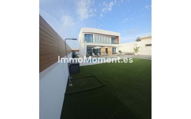 Bestaande woning - Vrijstaande villa - Orihuela - Los Altos
