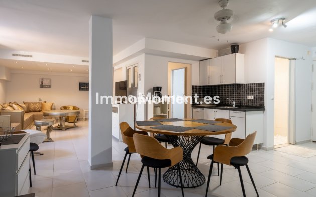 Resale - Detached villa - Fuengirola - Fuengirola Centro