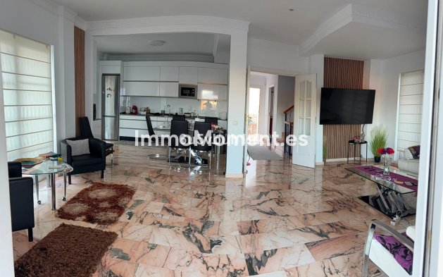 Resale - Detached villa - Fuengirola - Fuengirola Centro