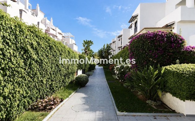 Reventa - Apartamento - Estepona  - Selwo