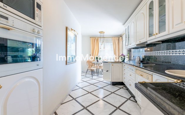 Resale - Detached villa - Mijas - El Chaparral