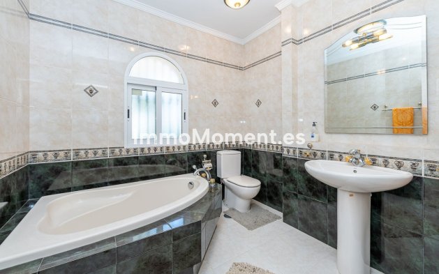 Resale - Detached villa - Mijas - El Chaparral