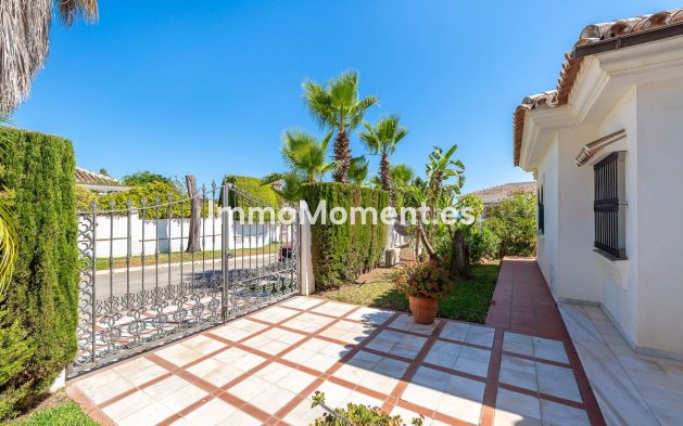 Resale - Detached villa - Mijas - El Chaparral