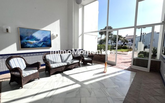 Reventa - Apartamento - Estepona  - Estepona Centro