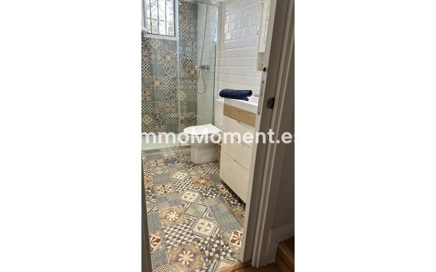 Resale - Detached villa - Marbella - Valle del Sol