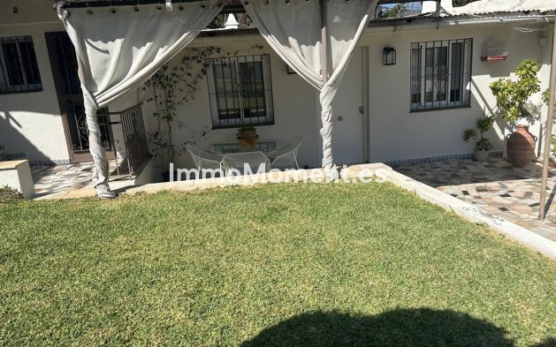 Resale - Detached villa - Marbella - Valle del Sol