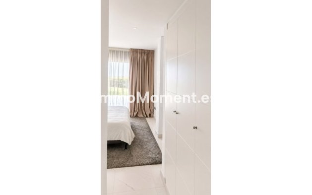 Reventa - Apartamento - Estepona  - Estepona Centro