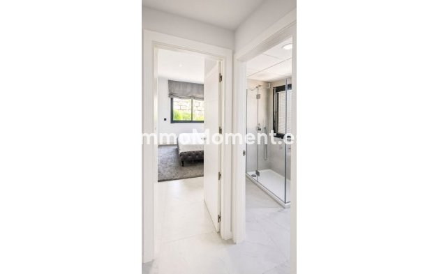 Reventa - Apartamento - Estepona  - Estepona Centro