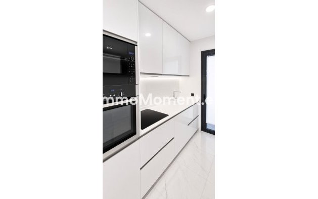 Reventa - Apartamento - Estepona  - Estepona Centro