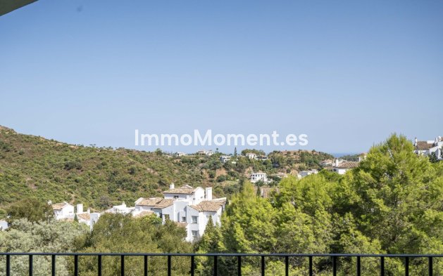 Resale - Apartment - Benahavís - Benahavís Centro