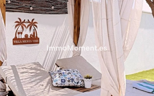 Bestaande woning - Vrijstaande villa - Torrevieja - Torrevieja Centro
