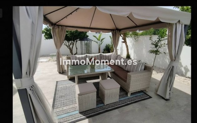 Bestaande woning - Vrijstaande villa - Torrevieja - Torrevieja Centro