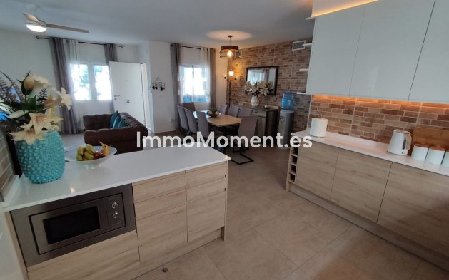 Bestaande woning - Vrijstaande villa - Torrevieja - Torrevieja Centro
