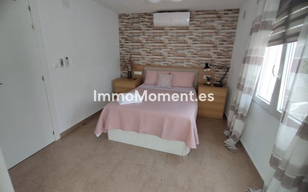 Bestaande woning - Vrijstaande villa - Torrevieja - Torrevieja Centro