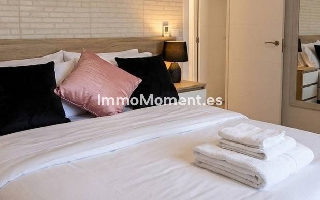 Bestaande woning - Vrijstaande villa - Torrevieja - Torrevieja Centro