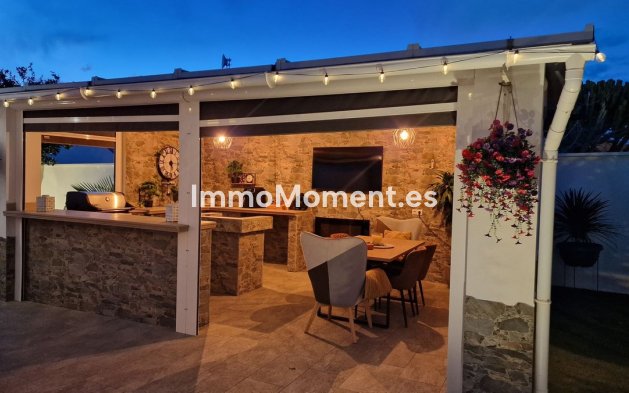 Bestaande woning - Vrijstaande villa - Torrevieja - Torrevieja Centro