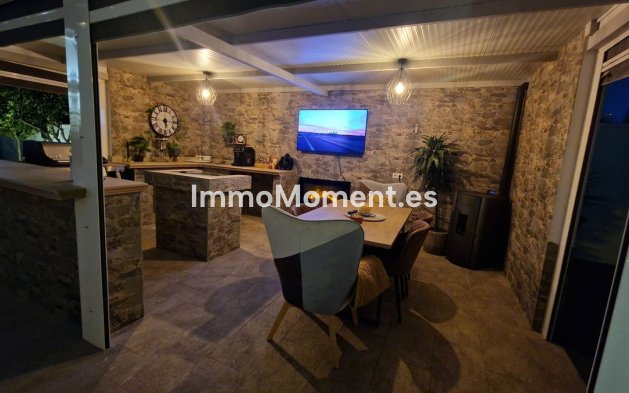Bestaande woning - Vrijstaande villa - Torrevieja - Torrevieja Centro