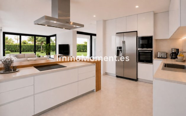 Obra nueva - Villa independiente - Estepona  - Estepona Centro