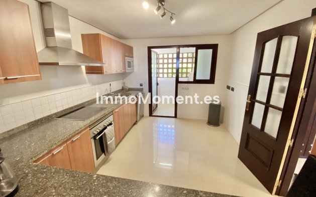 Wiederverkauf - Wohnung - Marbella - Elviria