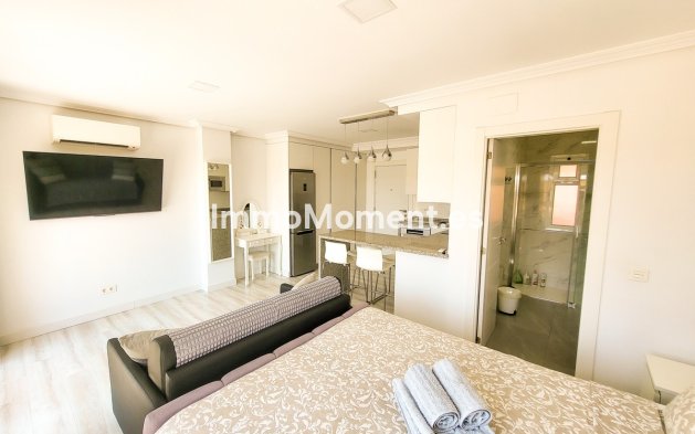Resale - Apartment - Marbella - Elviria