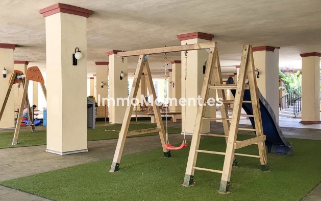 Resale - Apartment - Marbella - Elviria