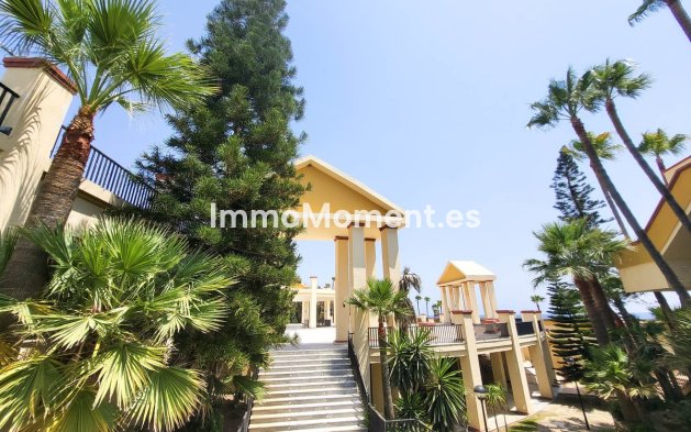 Resale - Apartment - Marbella - Elviria