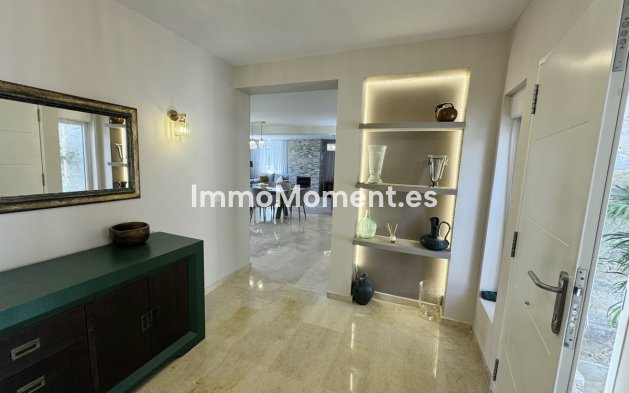 Wiederverkauf - Freistehende Villa - Marbella - Elviria